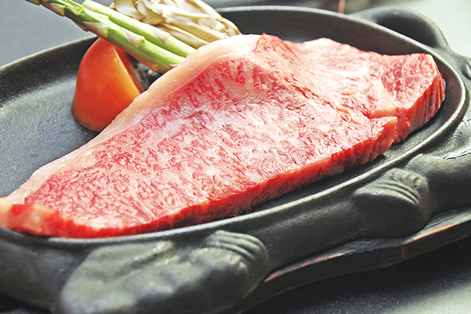 サーロインステーキ　米沢牛